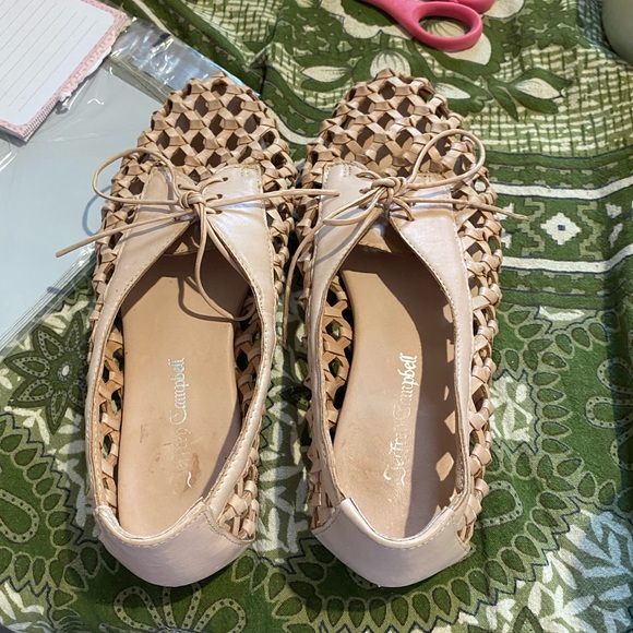 Jeffrey Campbell Leather Open Weave Tie Shoes.  Size 8US, 39EU.  EUC. Neutral - Picture 2 of 13